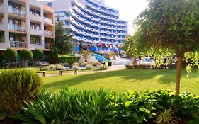 Apartment Konstantin In Trakia Plaza